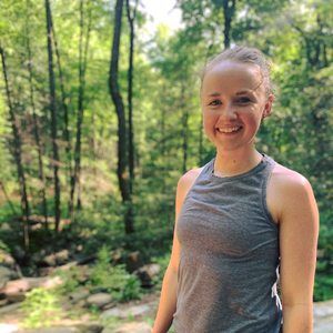 Meet your Posher, Laura